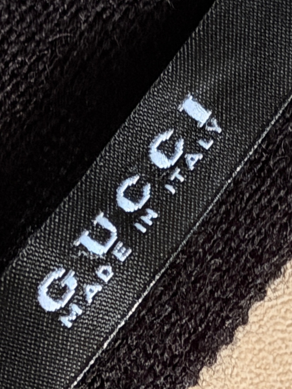 Gucci Striped Black, Green & Red Scarf - Picture 2 of 3
